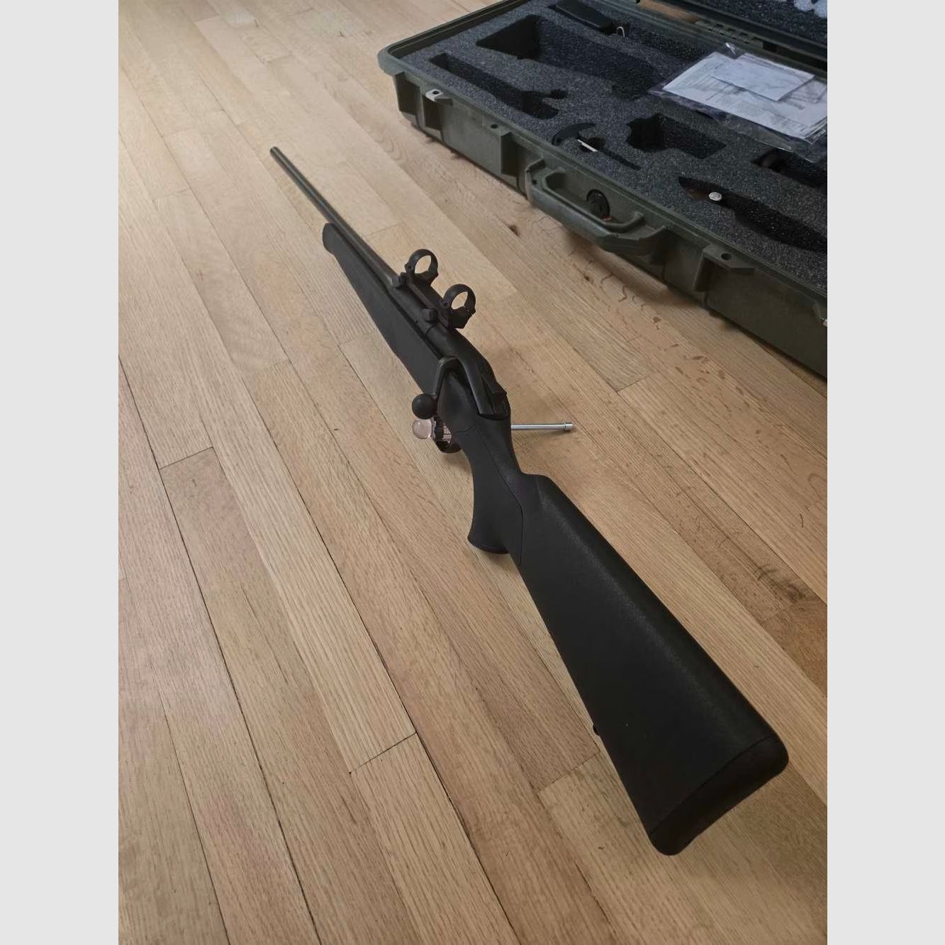 Blaser R8 Professional Linksausführung, .30-06, con Pelican-Case