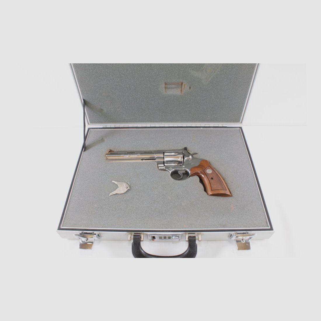 Rewolwer Colt Anaconda 6" - .44 Rem. Mag. - Pierwsza edycja - bardzo wczesny model