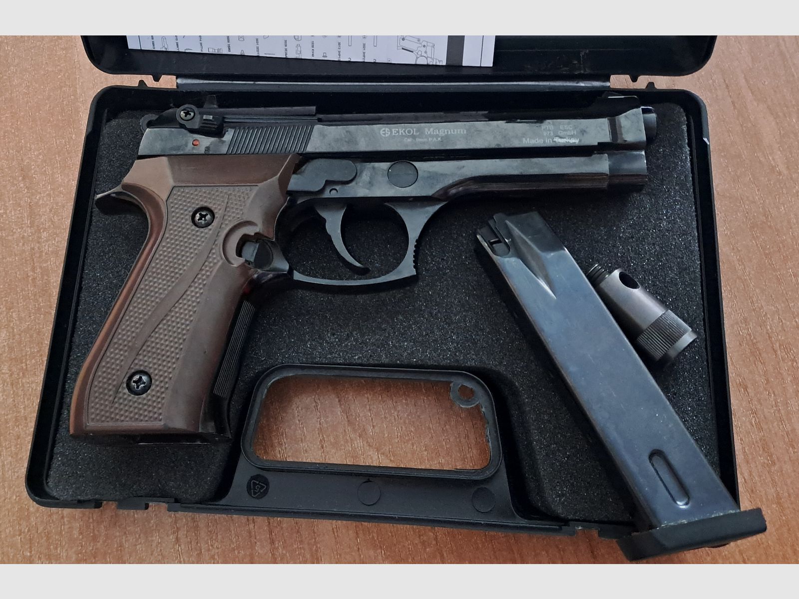 Ekol Firat Magnum PTB 973 en calibre 9mm Bang avec accessoires !