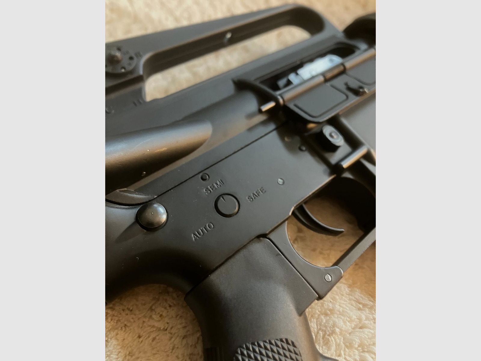 CO2 Gewehr DEFENSE FORCES M16A1 VN Vietnam, Vollmetall, Kaliber 4,5 mm BB (P18)