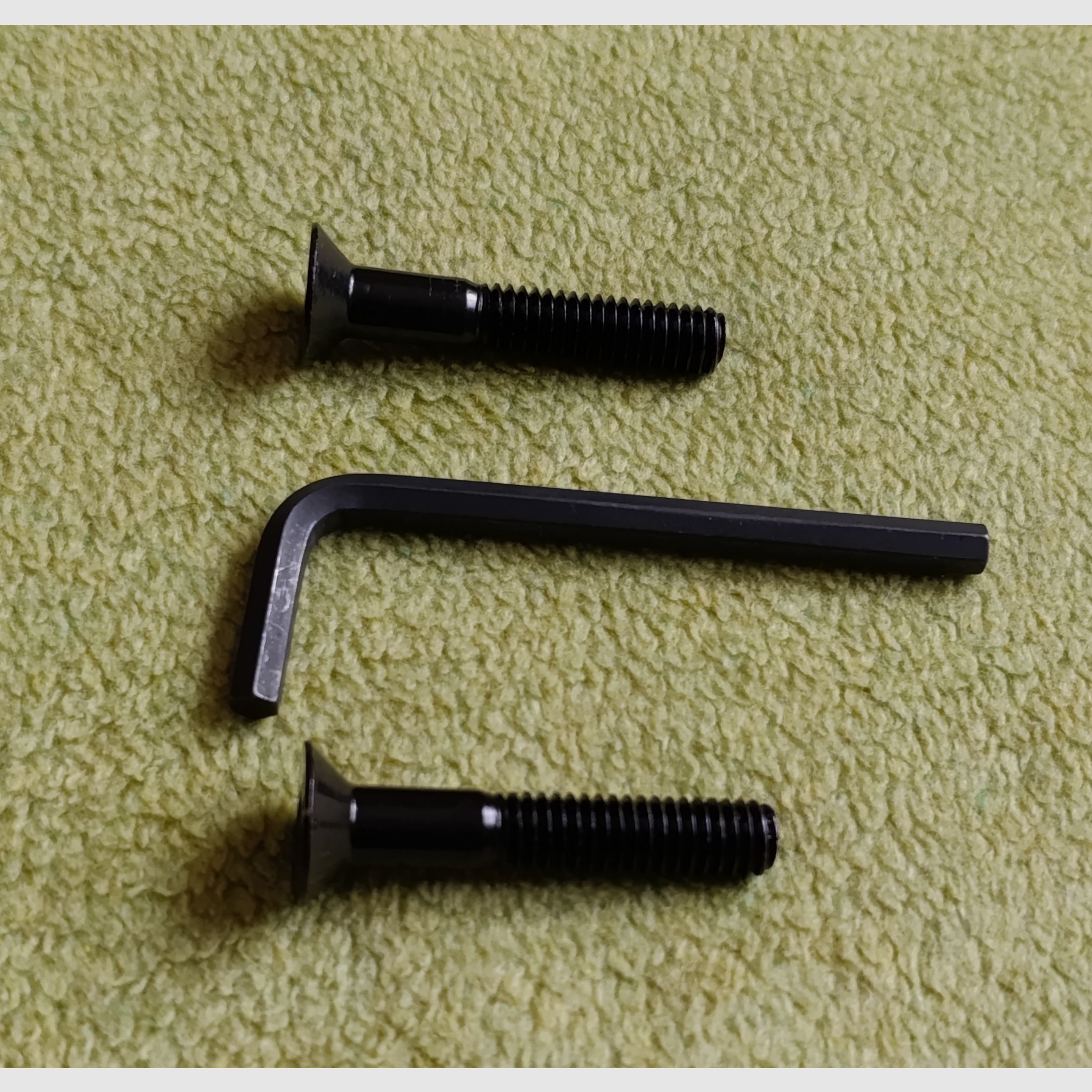 Drake Archery Elite Blue Royal 60 pollici 50 lbs RH Take Down Recurvebogen