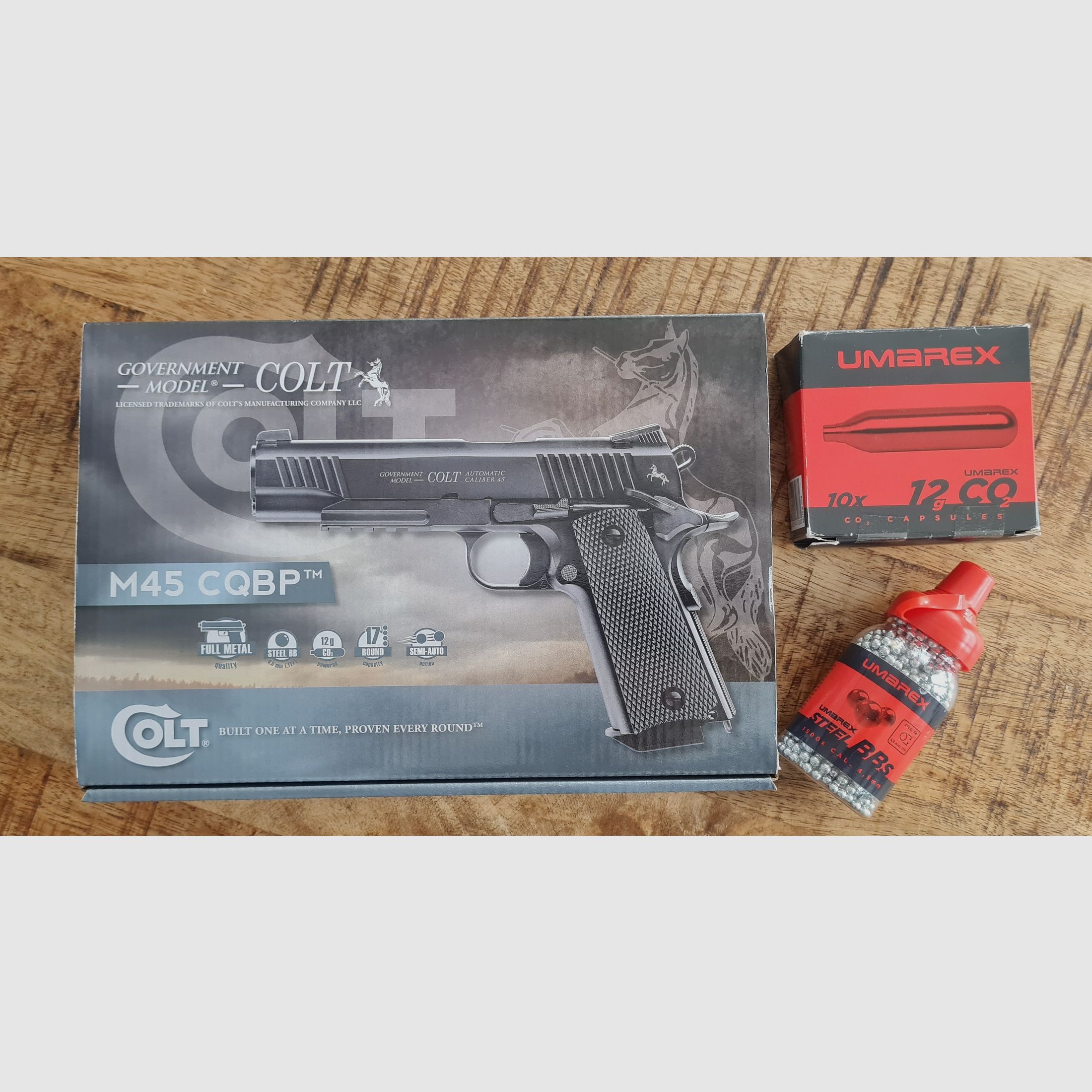 Umarex Colt M45 CQBP Cal. 4.5mm BB, BlowBack, FullMetal + Extras