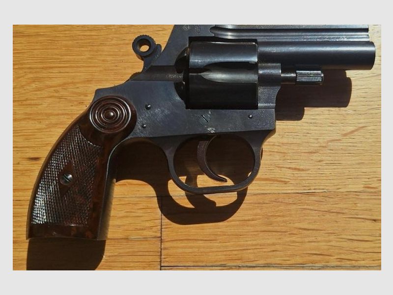 Revolver à blanc / revolver à gaz Willi Korth, .380 R, pièce de collection très rare