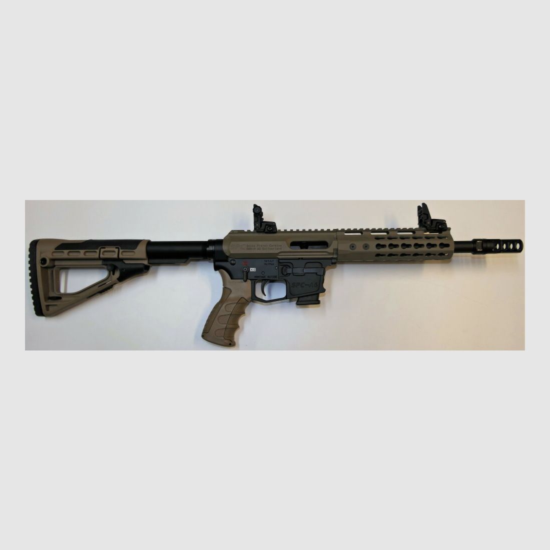 GWMH Selbstladebüchse GWMH SPC-HUNTER A4 10" (SWISS PISTOL CARBINE) FDE Kal.9x19 AR15 Glock Magazin