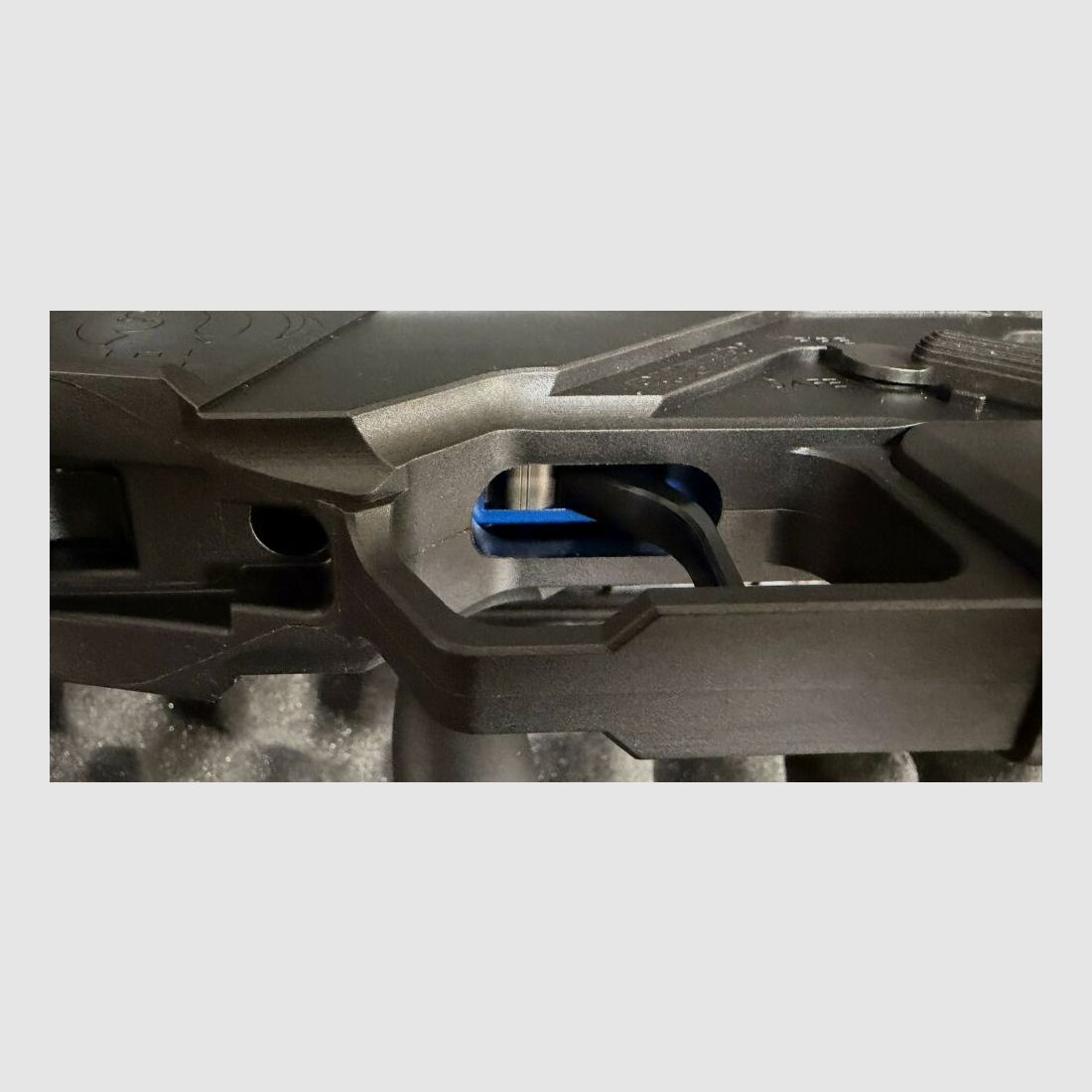 Ruger Precision Rimfire, cal. 22lr, schwarz mit Hawke Vantage 30 WA SF IR 4-16x50 #14295 und Timney Matchabzug