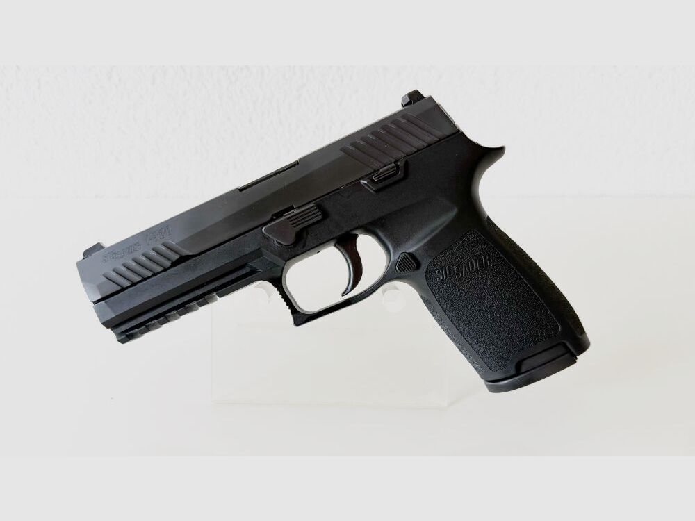 SIG Sauer P320 Fullsize mit Holster und 3 Magazinen 9mmLuger, Bild 1 von 5
