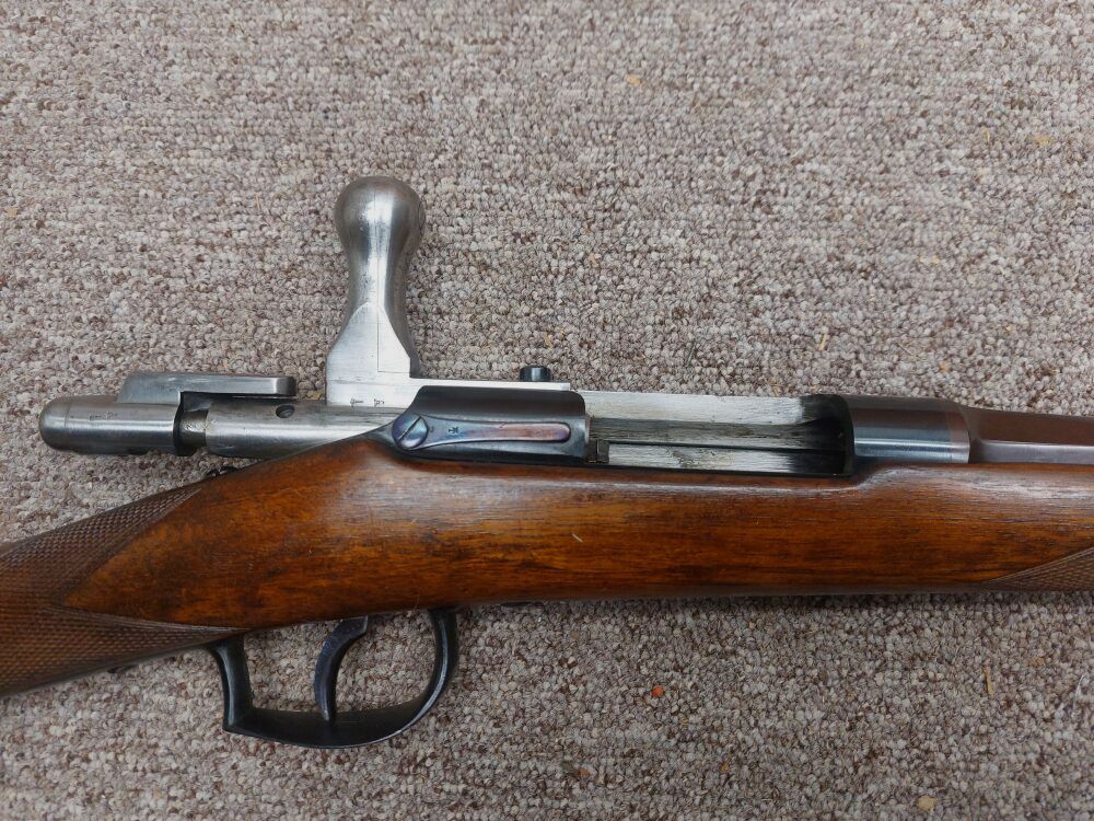 Beaumont, Roermond fucile d'ingresso