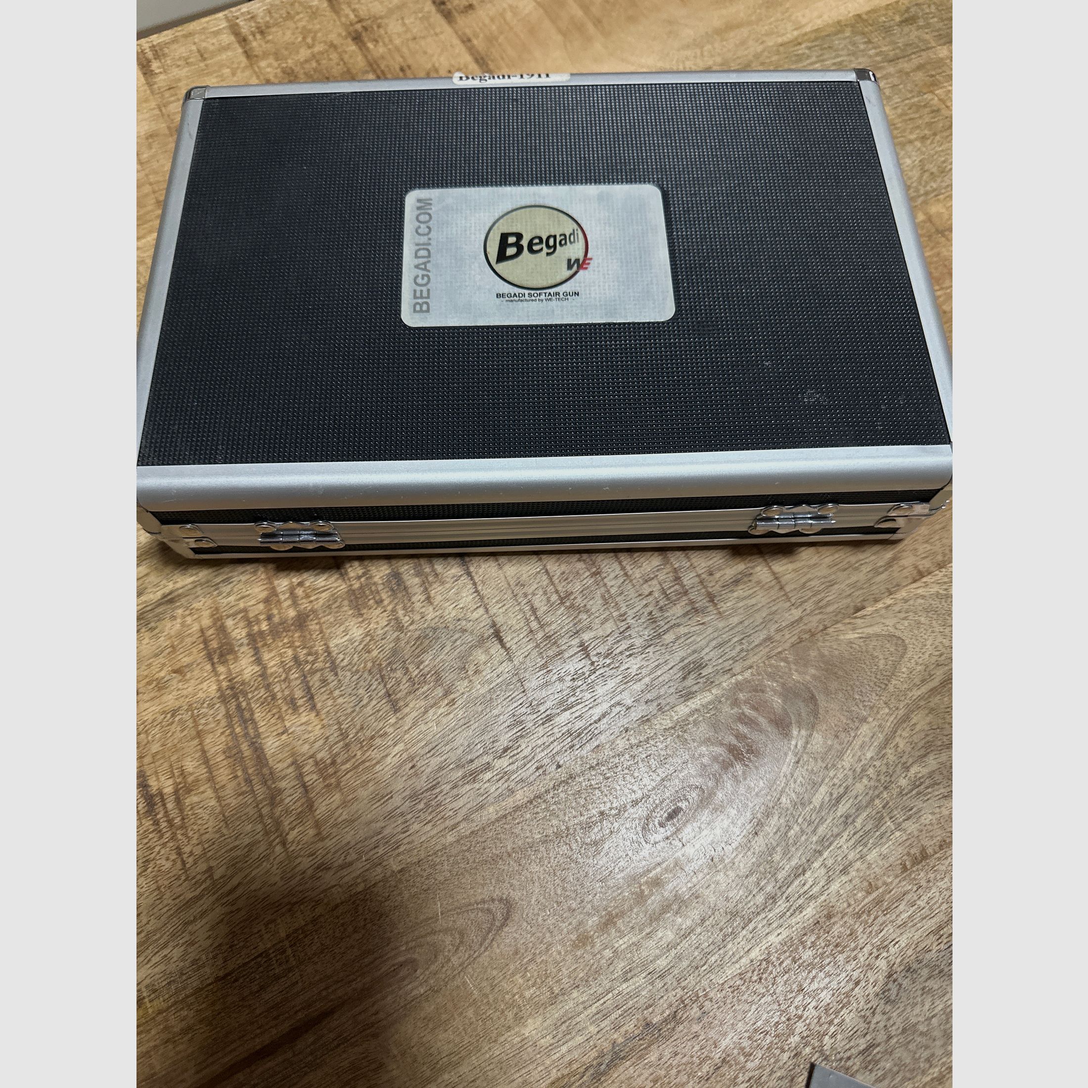 Begadi M1911 Pistole cal.6 mm BB Airsoft mit F Kennzeichen 