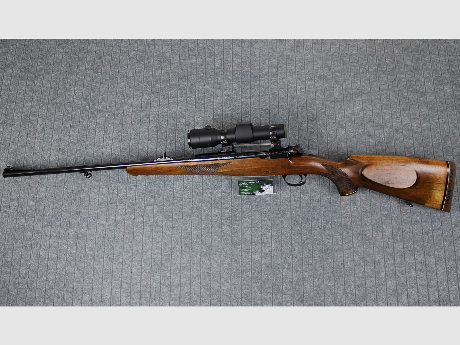 Akah 98er (Mauser) .30-06SPR. Aimpoint Hunter, Timney