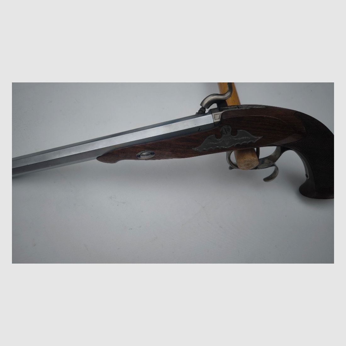 Pedersoli Le Page percussion pistol a avancarica per tiratori sportivi con stiletto .44