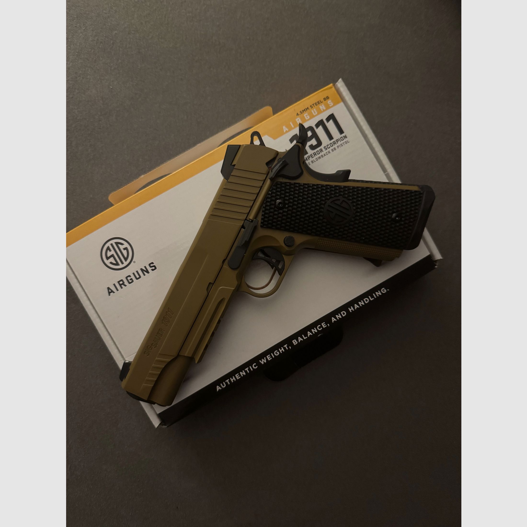 Sig Sauer Colt 1911 poco sparato CO2 Blowback 4,5mm