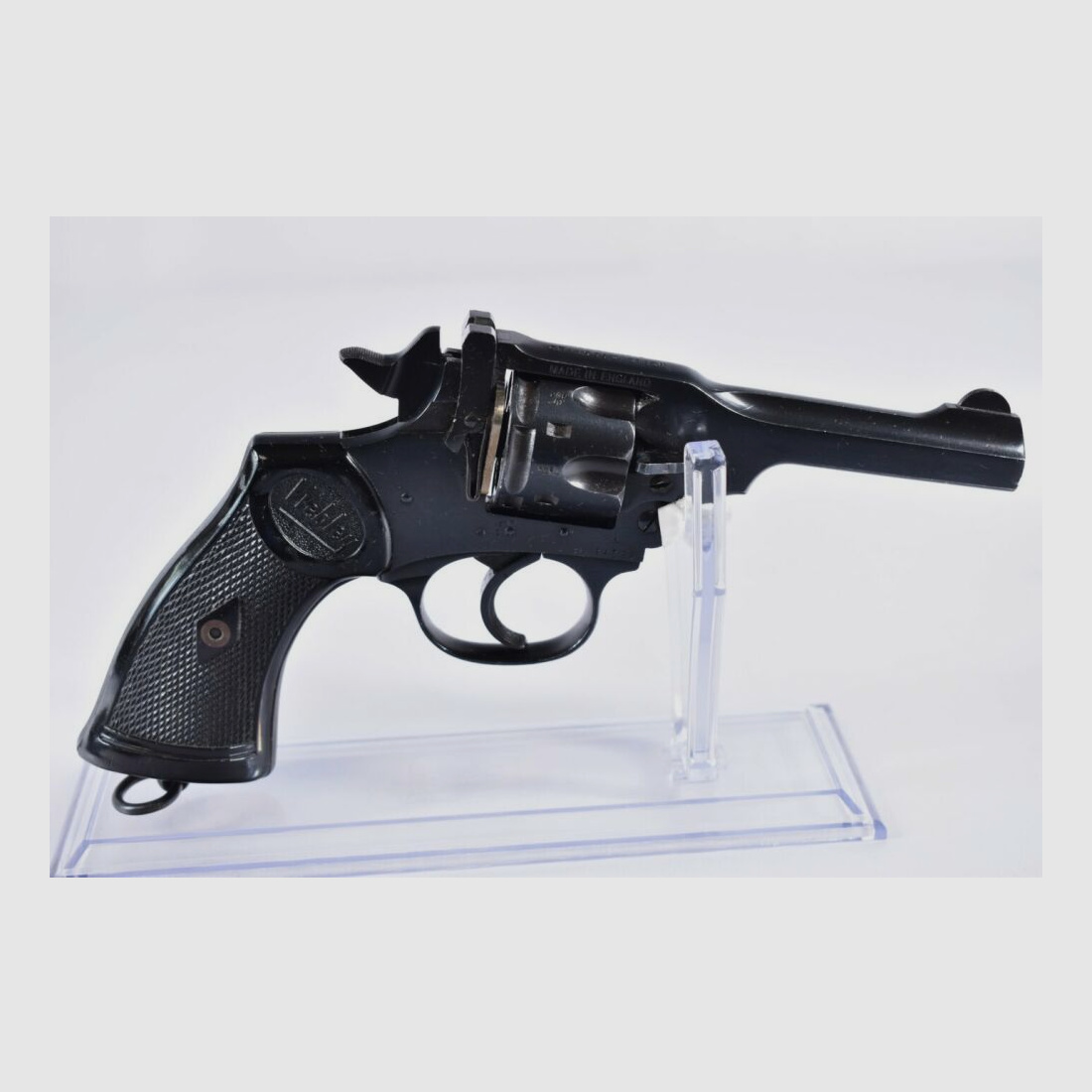 Webley & Scott MARK IV .38S&W Revolver