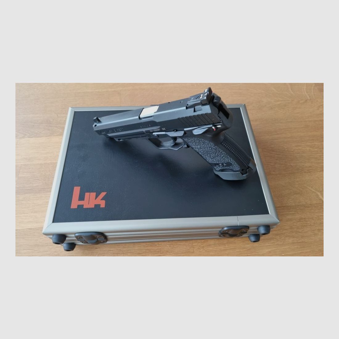 Heckler & Koch USP Expert, Bild 7 von 10