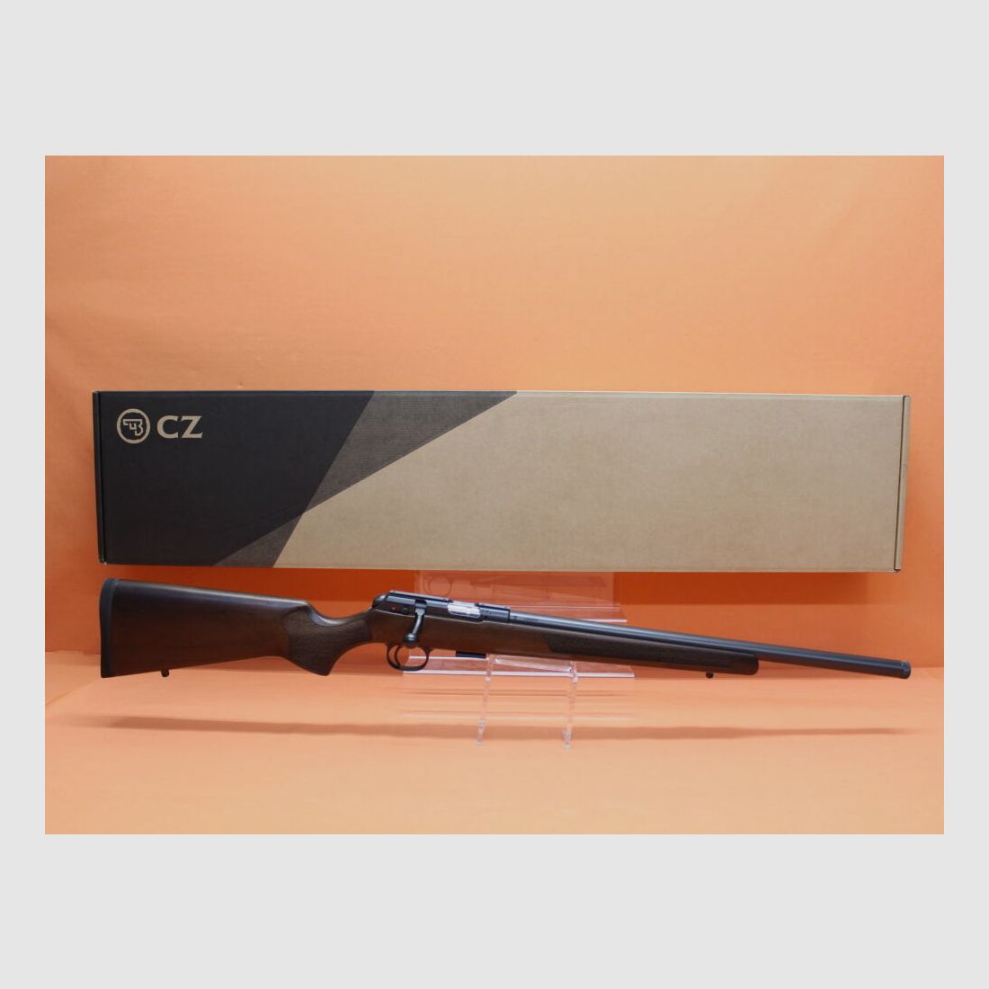 CZUB Rep. Rifle .22lr CZUB CZ457 Varmint Rosca 20"/525mm Cañón/ Rosca 1/2-20/ Culata De Madera