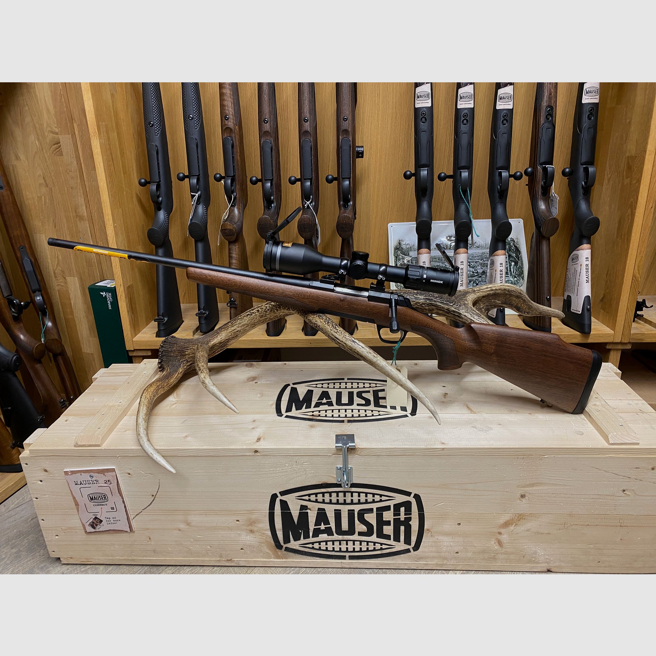 Browning X-Bolt Hunter II MC Threaded links, mit Minox Allrounder 2-12x50 ohne Schiene