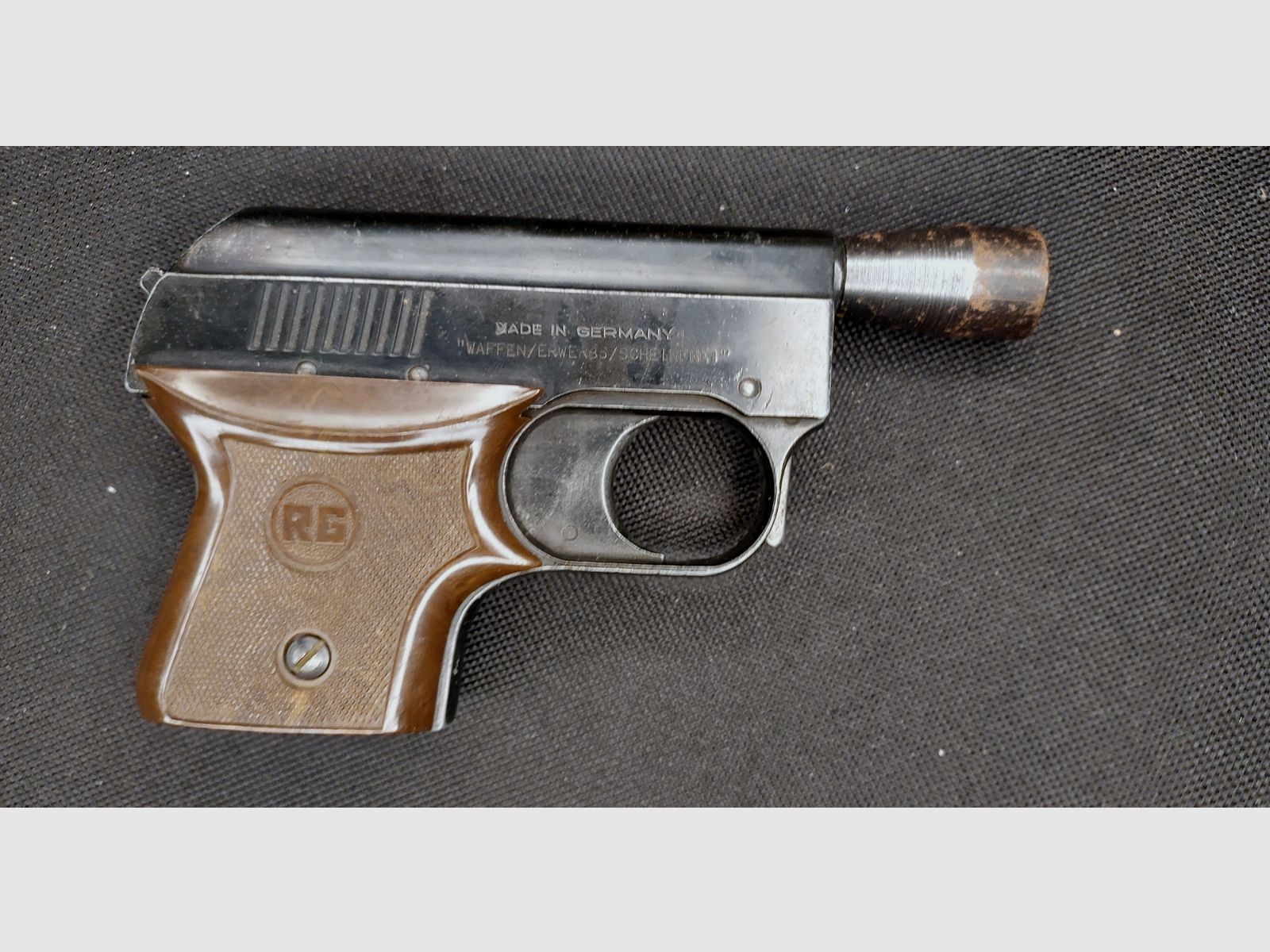 Pocket pistol RG3s - Röhm RG 3 s blank firing pistol cal. 6mm Flobert (PTB 33-69)