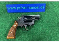 Smith & Wesson 15-3 comme neuf, 6 coups, poignées en bois véritable