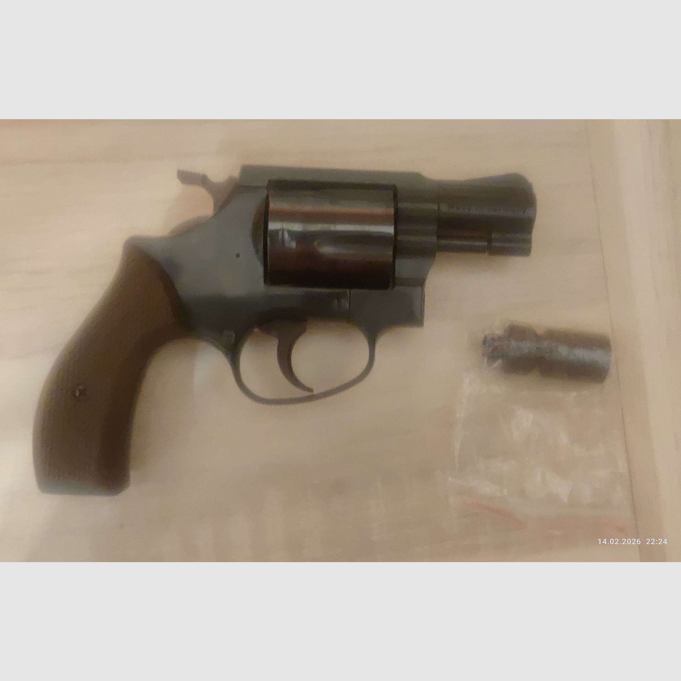 Weihrauch HW 37 brüniert Holzgriffe 9 mm RK