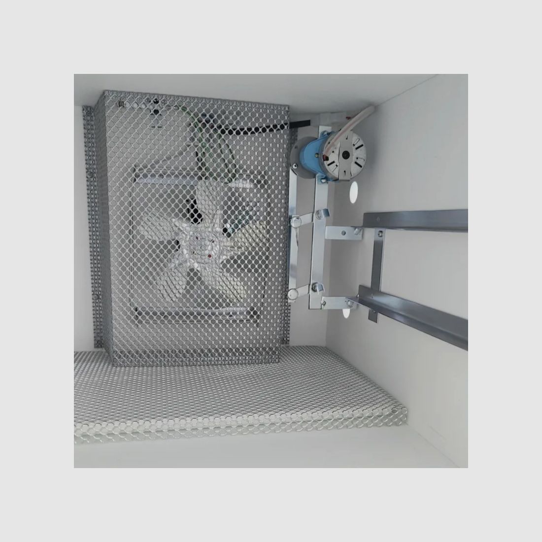 Couveuse automatique Maino DUC 70 avec humidificateur, image 4 sur 29
