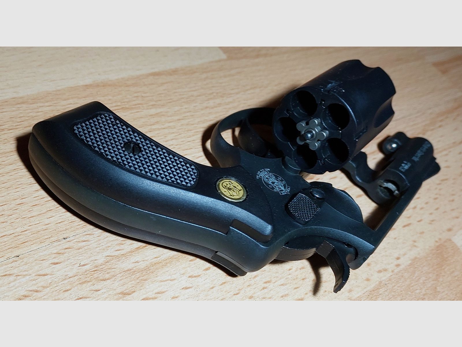 Smith & Wesson Chiefs Special Schreckschussrevolver Kal. 9mm R.K. brüniert (PTB 794)