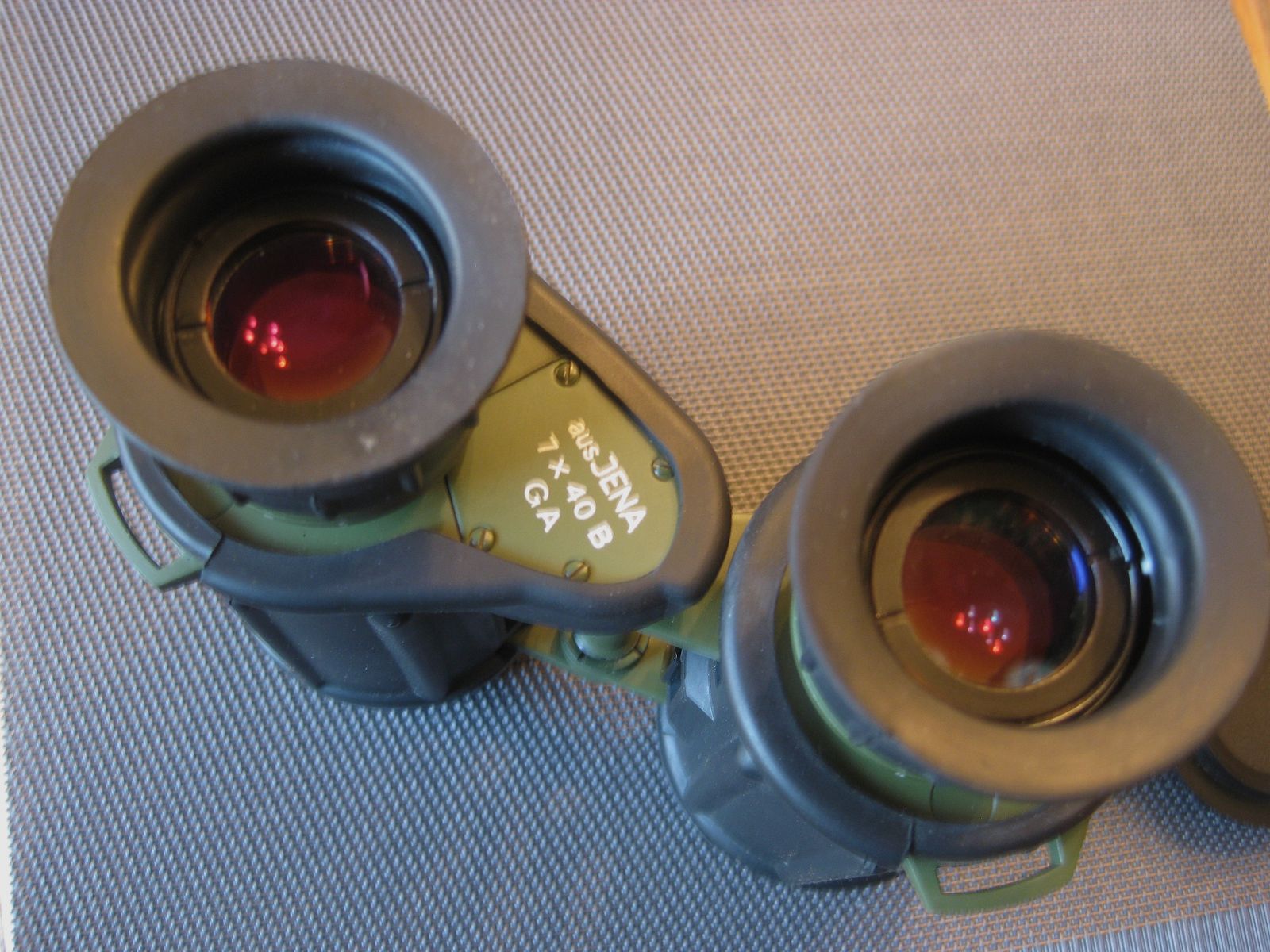 AUFGEPASST AFRIKA-ALASKA-KANADA und TRADITIONS-JÄGER sowie SAMMLER !! Angeboten wird "DAS" LEGENDÄRE CARL ZEISS Jena EDF 7x40 B/GA in der sehr seltenen ZIVILAUSFÜHRUNG !!! Kein Swarovski-LEICA-IOR-STEINER-Blaser-MINOX-SAUER !!