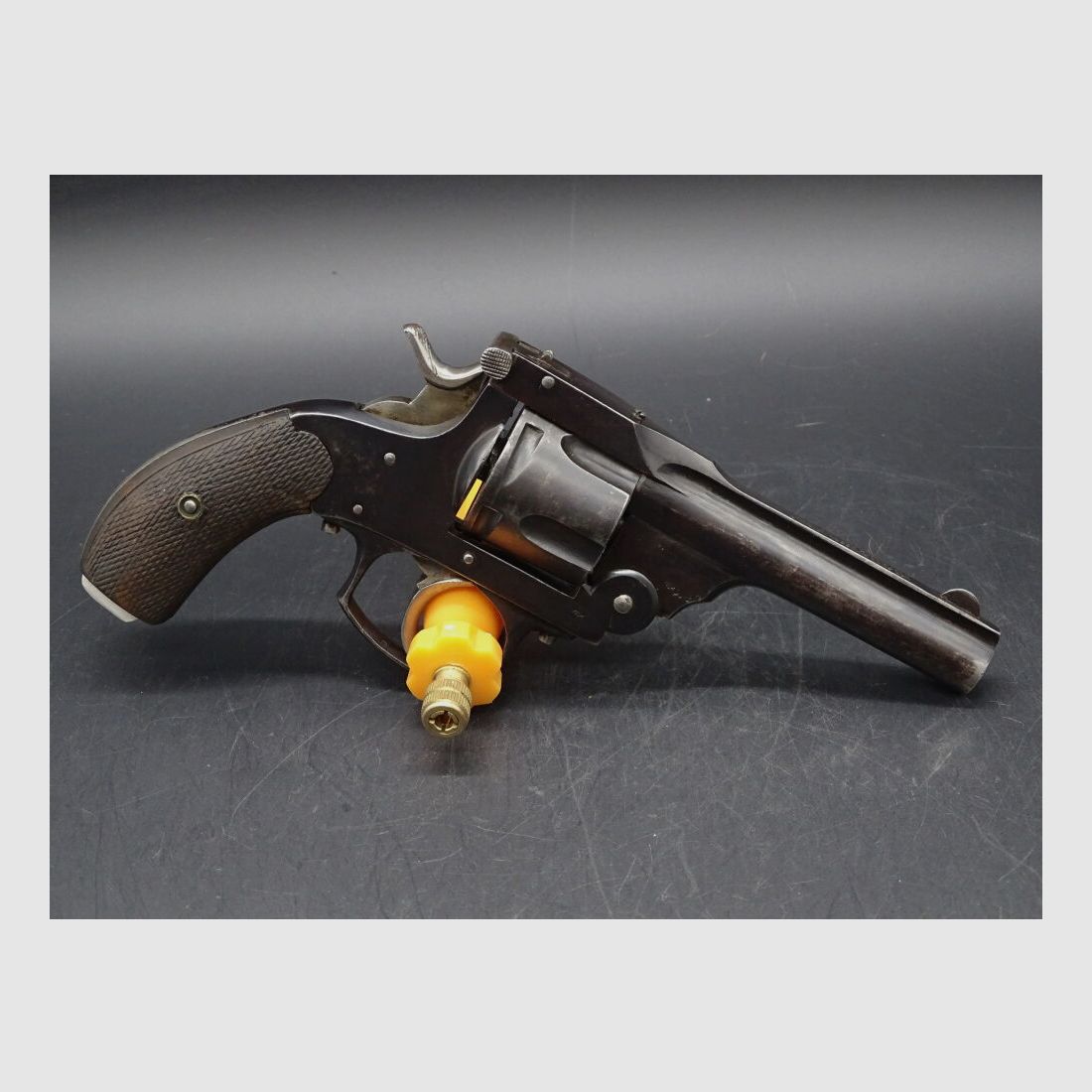 Smith & Wesson Mod 3 caliber .38 S&W Mod 3