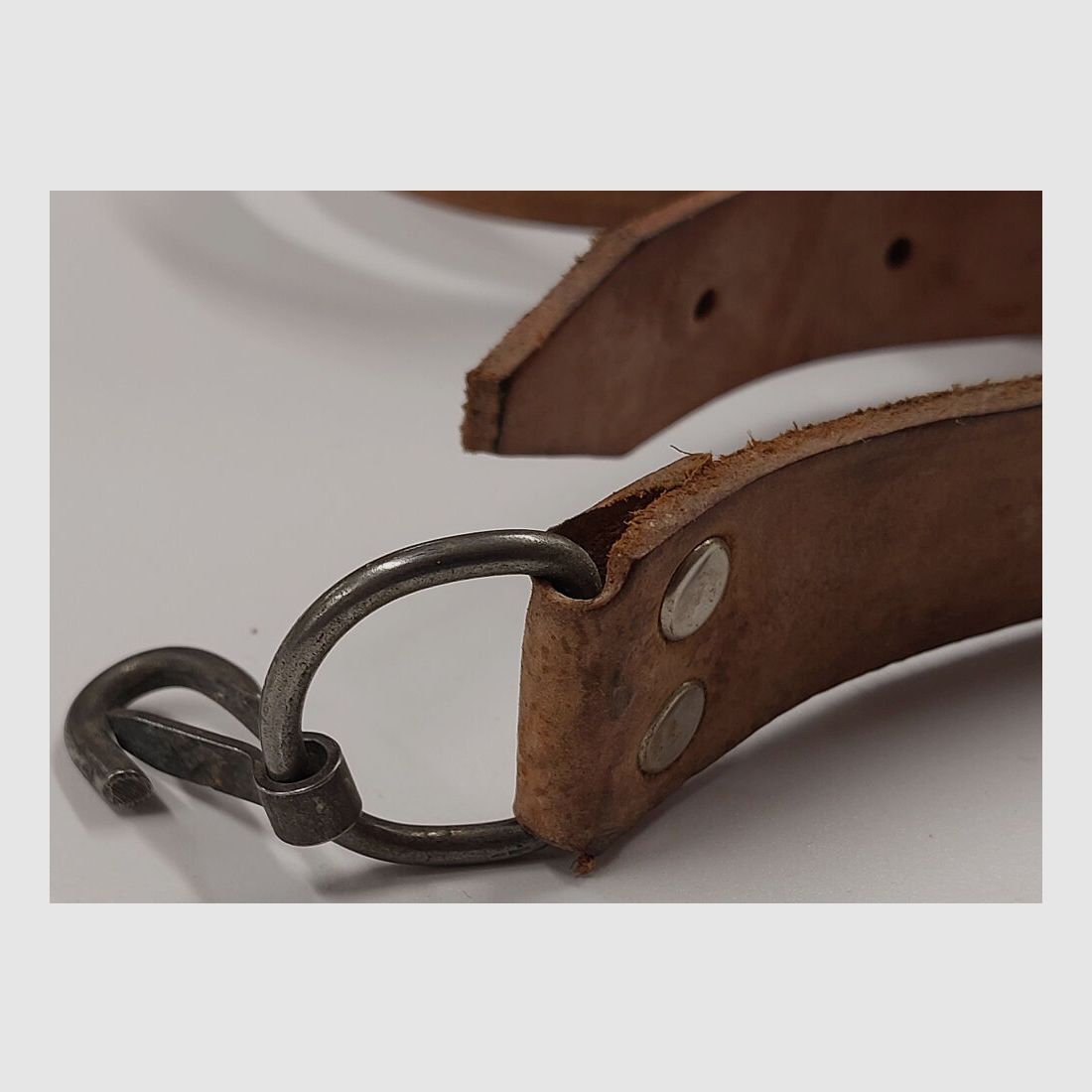 Fémáru Fegyver e Macchine Fabbrica (FEG) Originale Ungheria FEG AK47 Cintura in pelle (FEG-AK47-CINTURA)