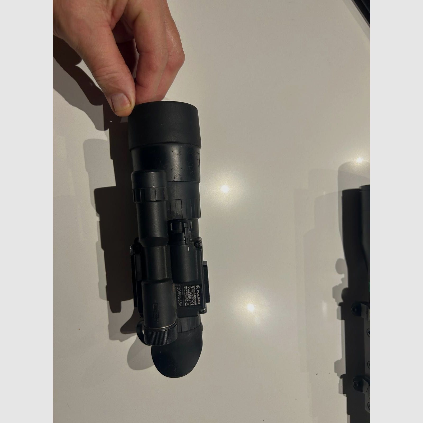 Dispositivo de visión nocturna Pulsar Challender GS27x50