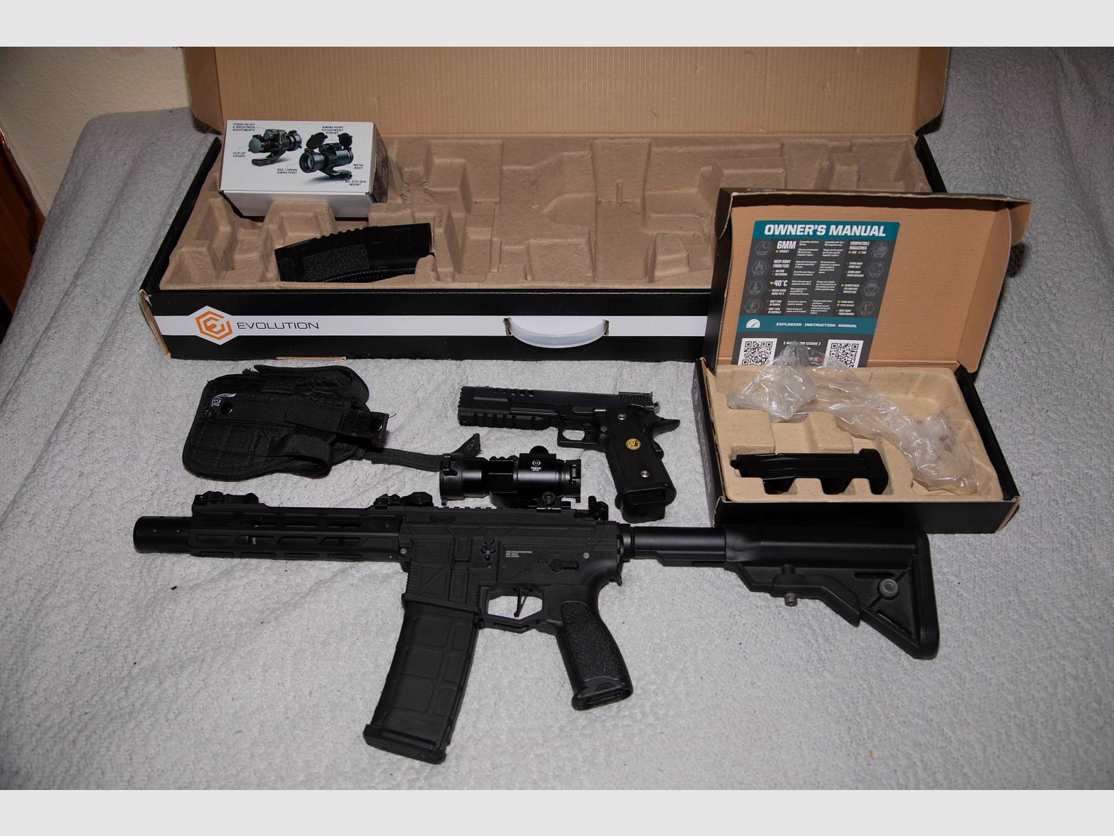 Set de démarrage Softair M4 Evolution Ghost EMR S / WE HI-Capa 2011 5.2 K GBB et accessoires