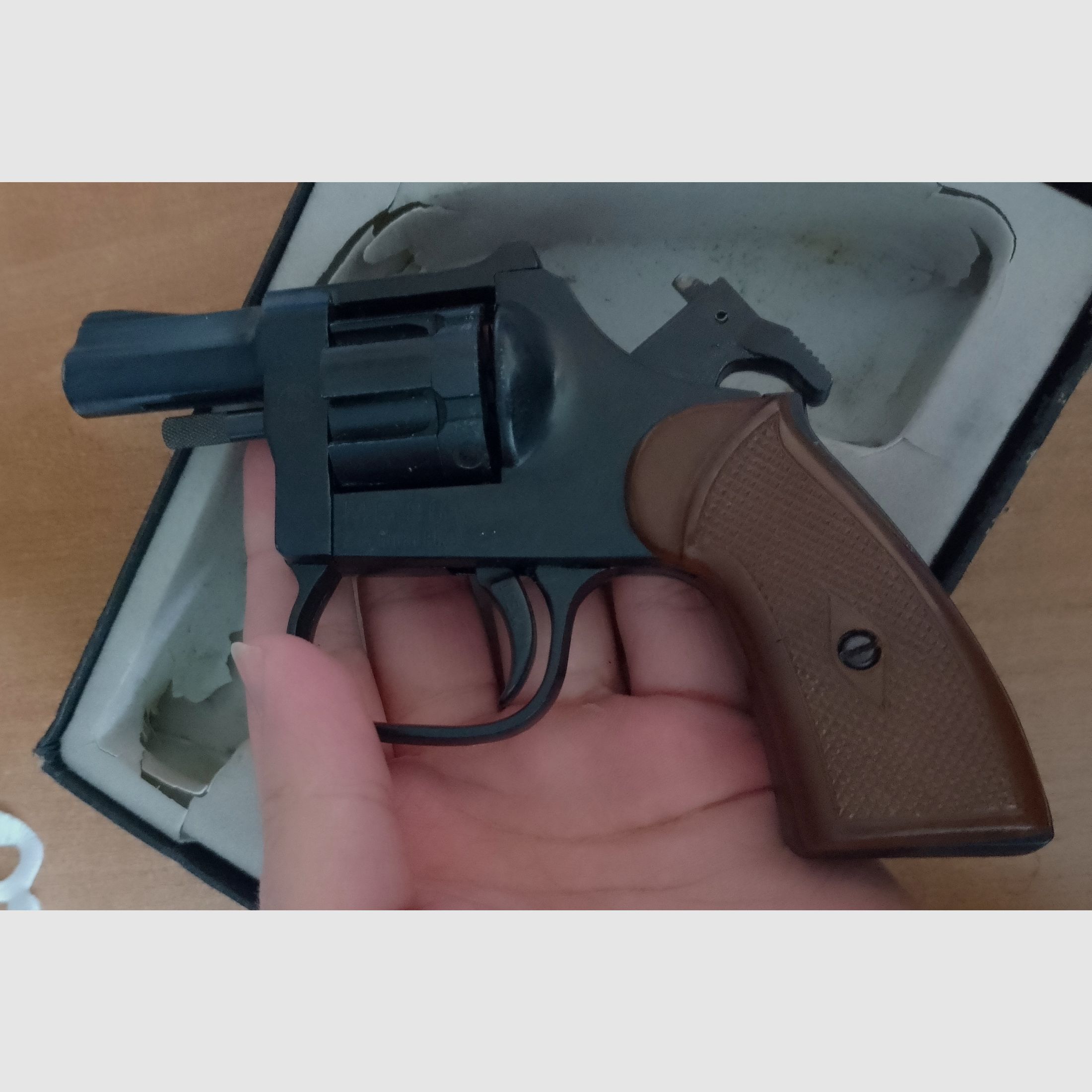 Cuno Melcher ME 86 w kal. 6 mm Knall z kielichem wystrzałowym!