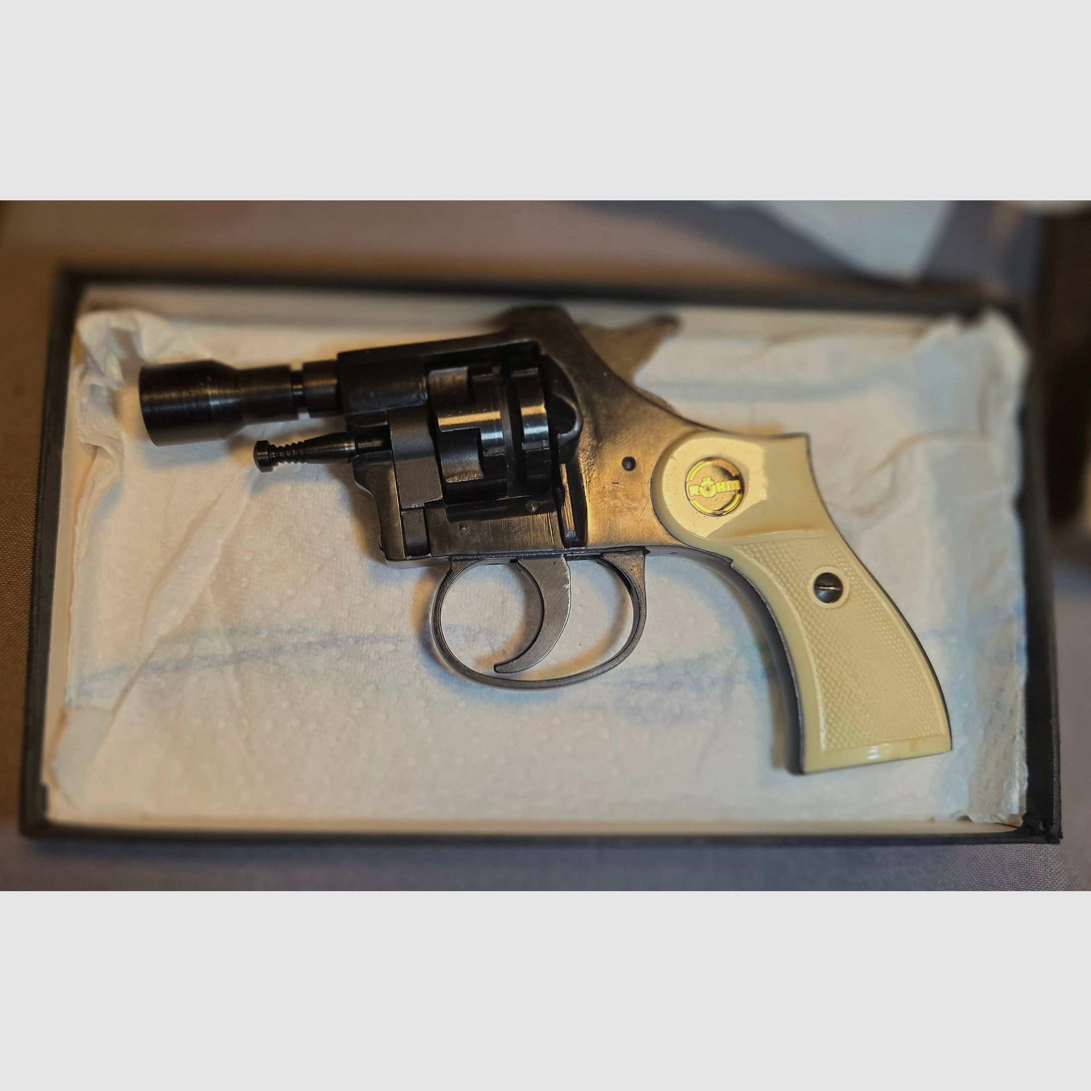 Röhm RG 9 im Cal.6mm K, Uhr alt ca. 55 Jahre Sammler Stücke sehr selten so zu bekommen, Frei ab 18 Jahre