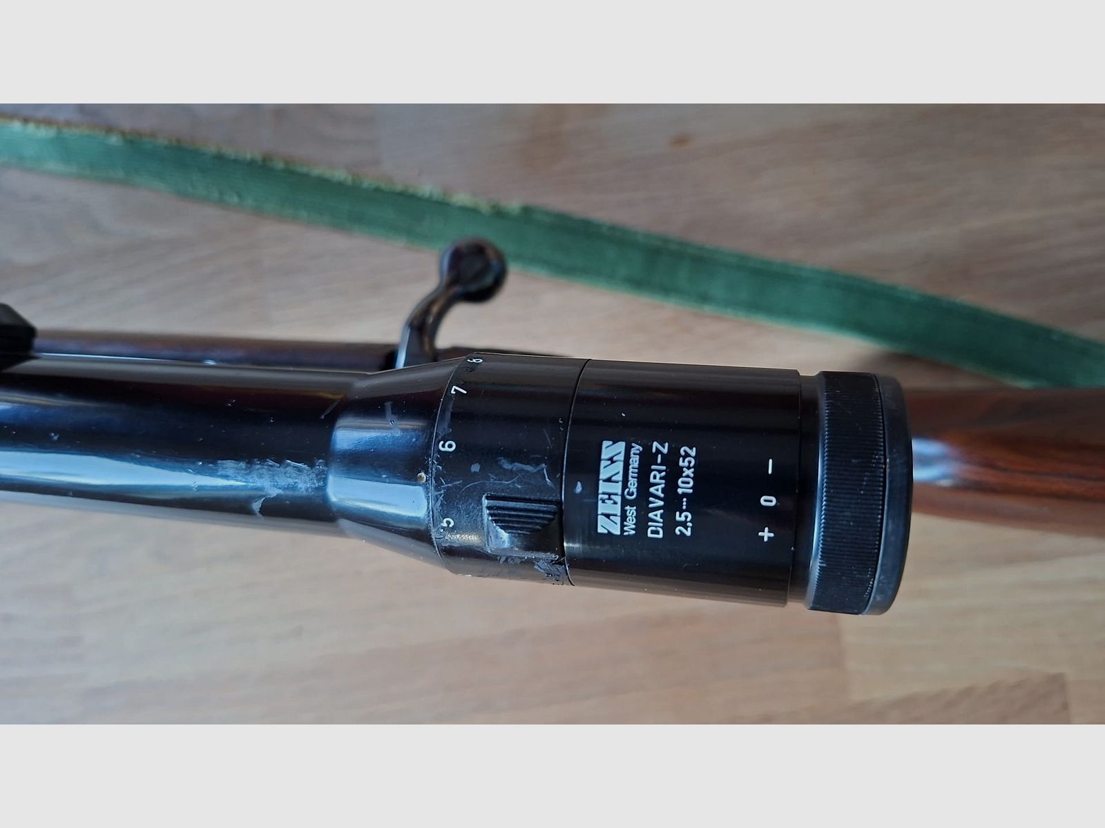 Sauer 80 Stutzen in Cal..30-06 with Zeiss Diavari Z Abs. 1 2.5-10x52