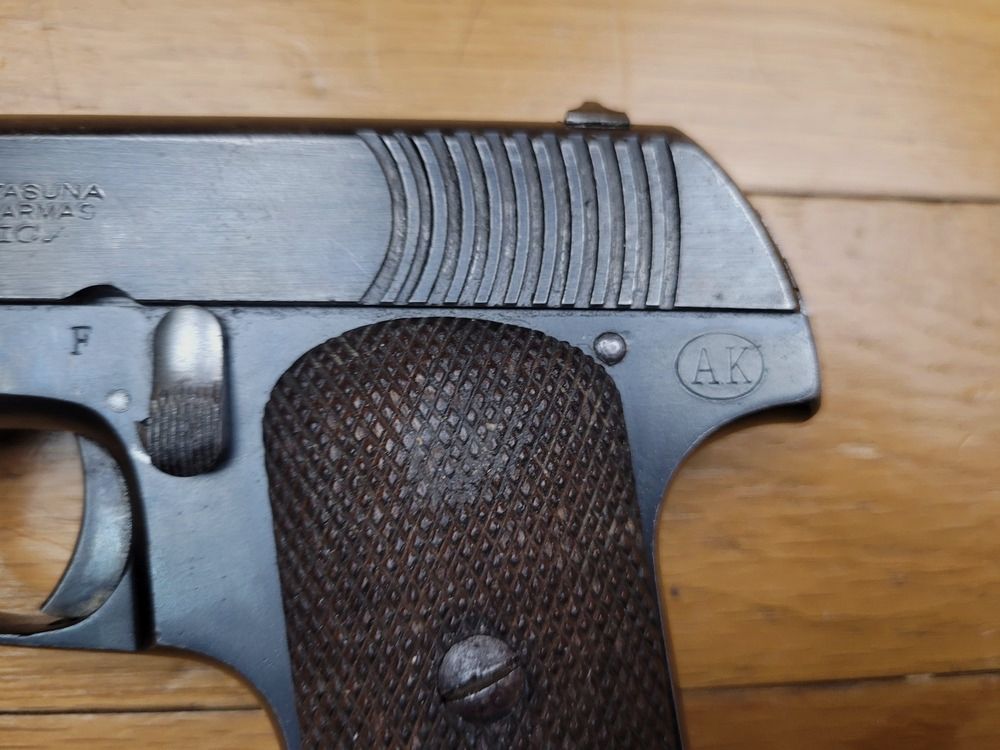 Legendäre Pistole « Ruby- ALKAR » - seltene Herstellung von Alkartasuna in Guernica - 1. WK - Kaliber 7,65 Br - Pistole der Grabenreiniger von 14/18 - Militärholster - TBE +, Bild 4 von 13