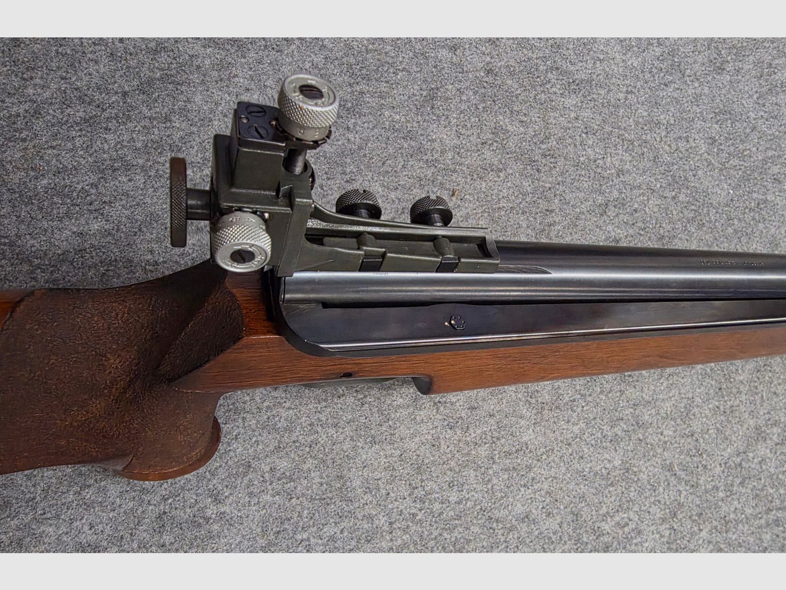 Match Luftgewehr Seitenspanner Anschütz Mod. 250 sehr selten im tollen Zustand, kaum benutzt.
