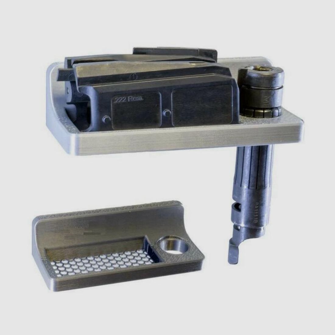 Our stable magnetic holders: magazine and closure head holders Blaser R8