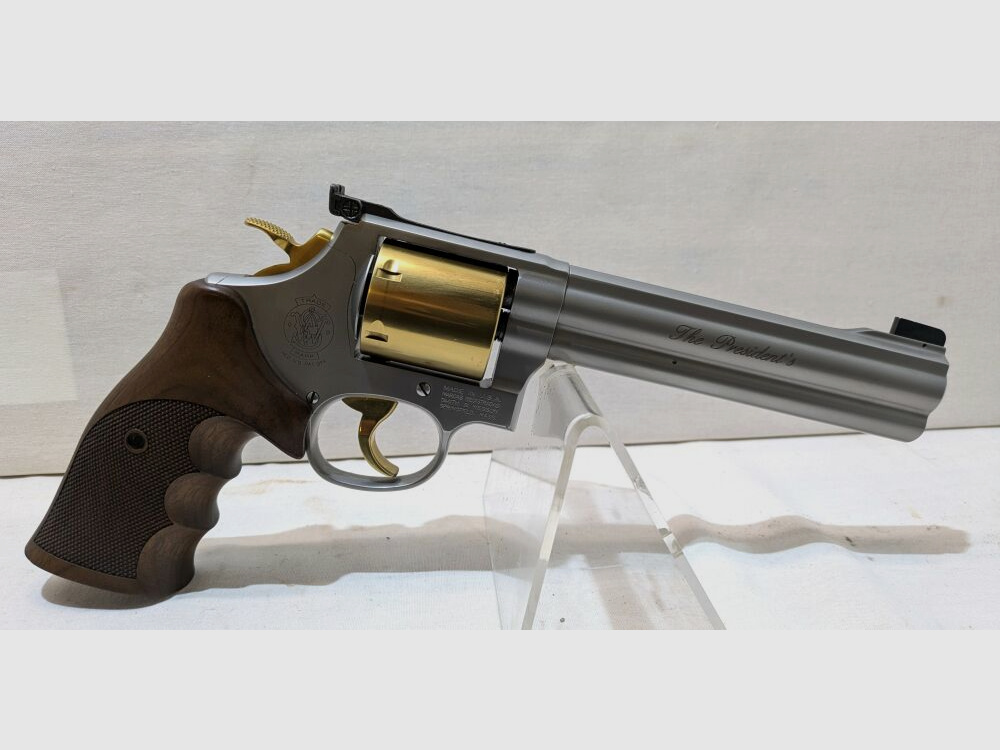 Smith & Wesson	 686 the President's