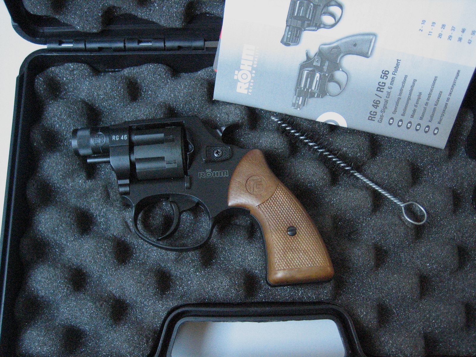 Röhm RG 46  cal. 6 mm R Knall Schreckschuss- Gasrevolver neu neu 
