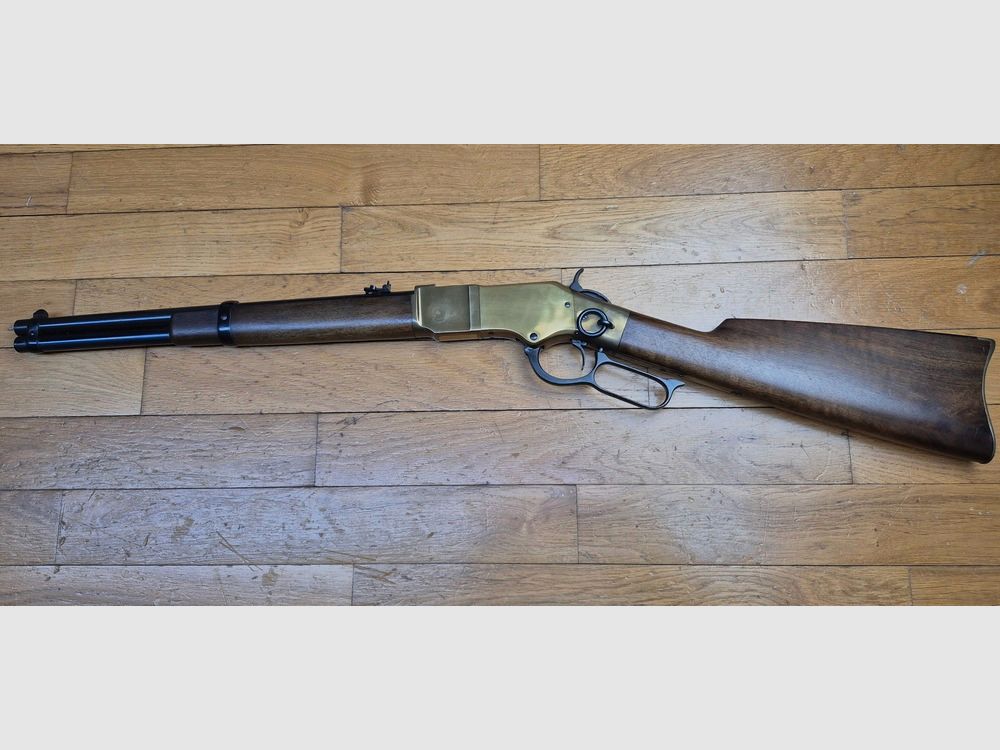 Très belle Winchester 1866 – Modèle Carabine pour Navy Arms – Arme Uberti Made in Italy de 1973 – Cal. 44-40 Win – 9 coups +1 – Excellent état ! – Une des meilleures si ce n&rsquo;est la meilleure reproduction pour le marché US – TBE+ /TBE++, image 24 sur 32