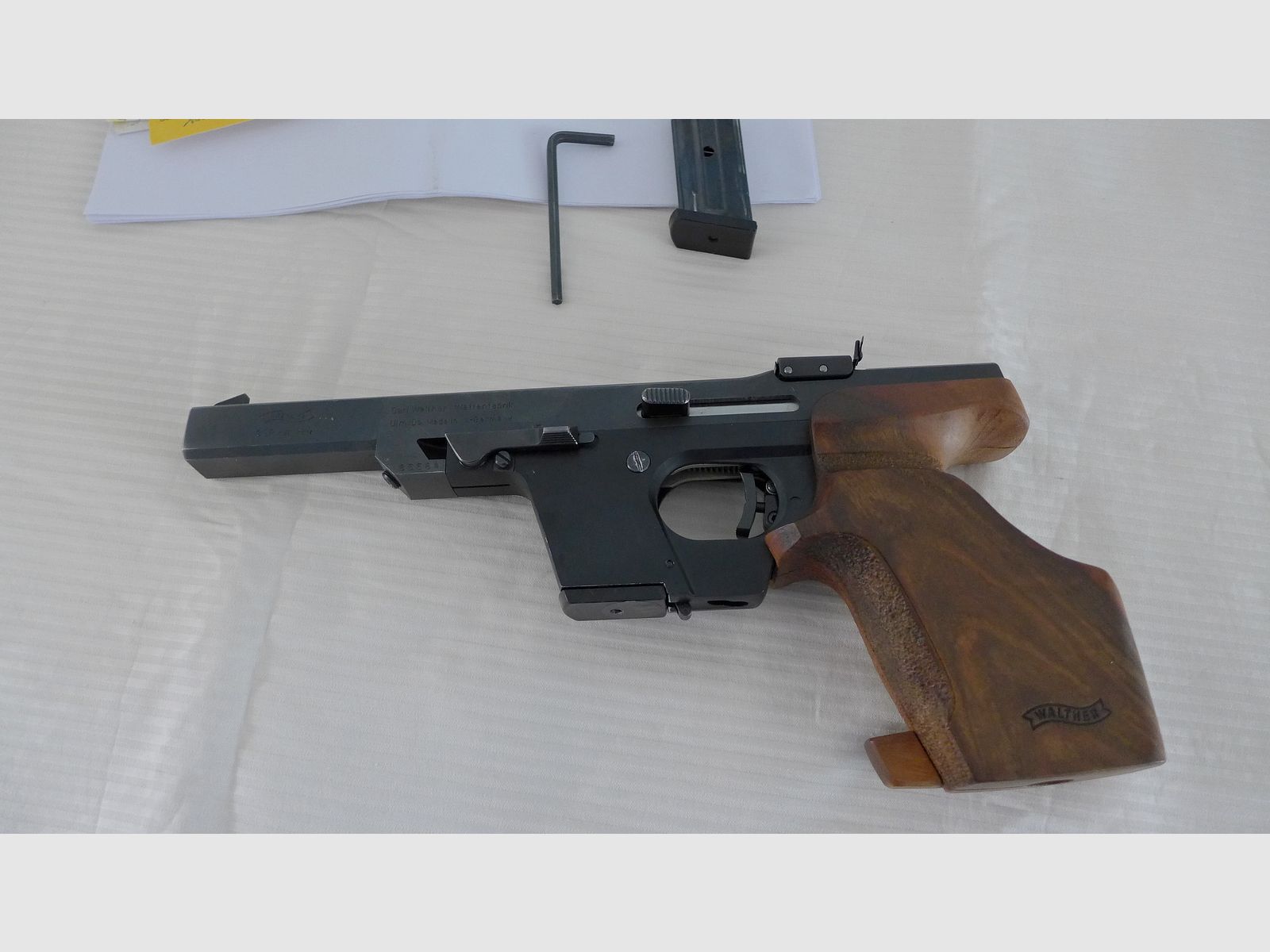 Pistola Walther GSP Cal .22, muy cuidada, en estado impecable (PVP 1899 €)