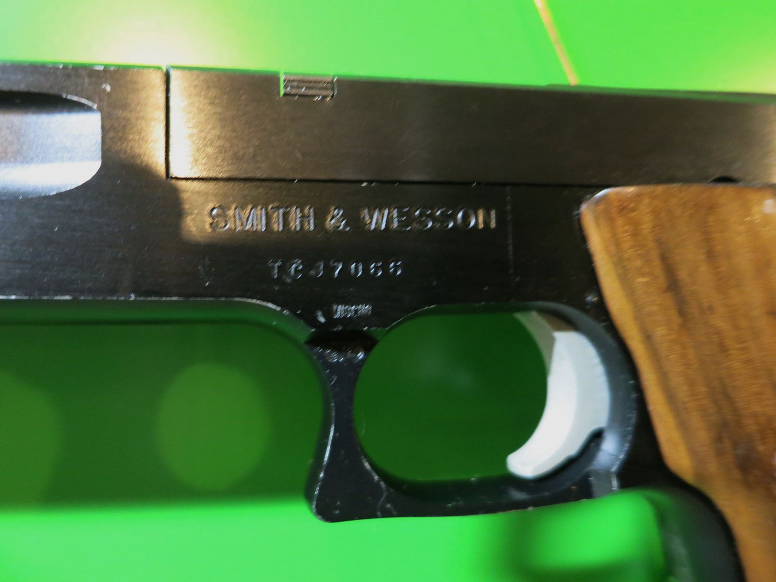 Sport-Pistole Smith&Wesson Modell 422 .22lr, tiefsitzender Lauf      #70-