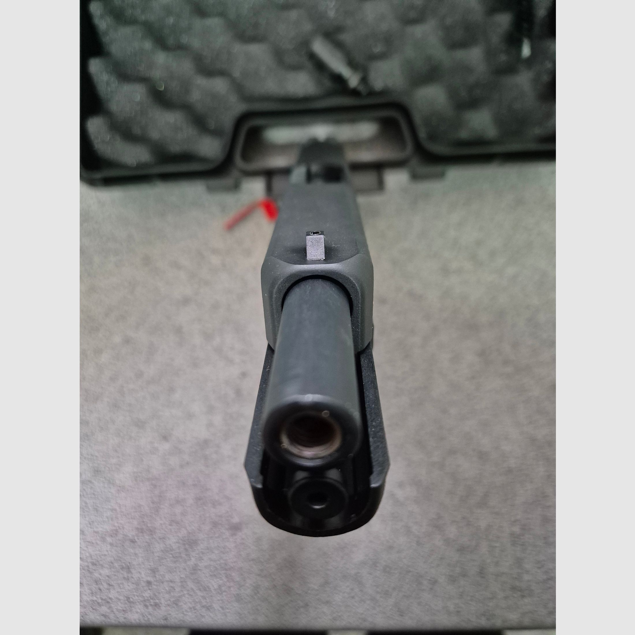Glock17     PAK 