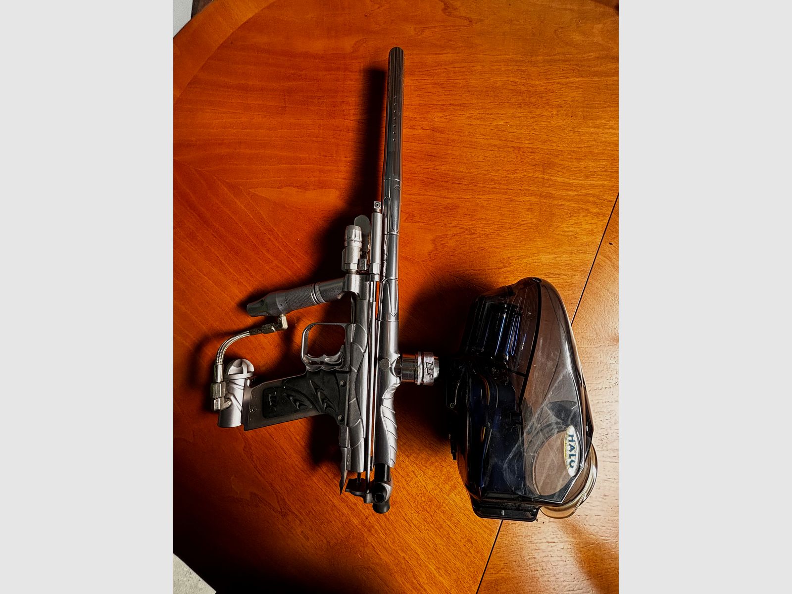 WGP Karnivor Autococker mit Halo B Hopper