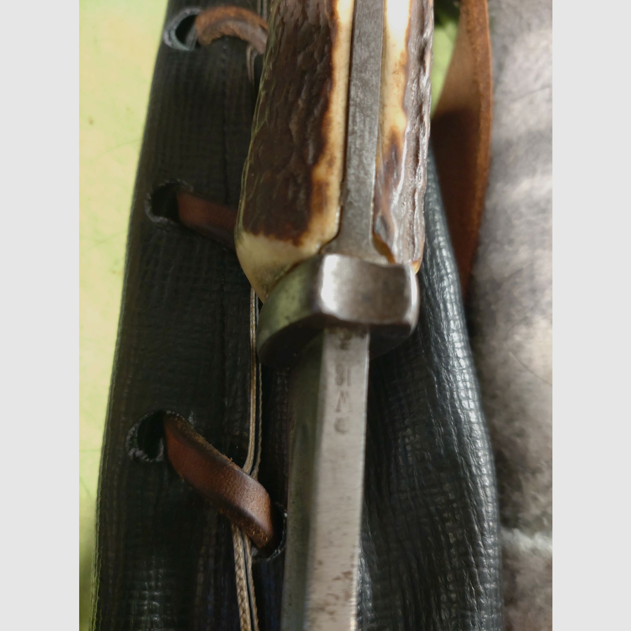 Bayonet M 84/98 "W18" Manufacturer: J.A. Henckels Zwillingswerke, Grip scales horn, Price negotiable