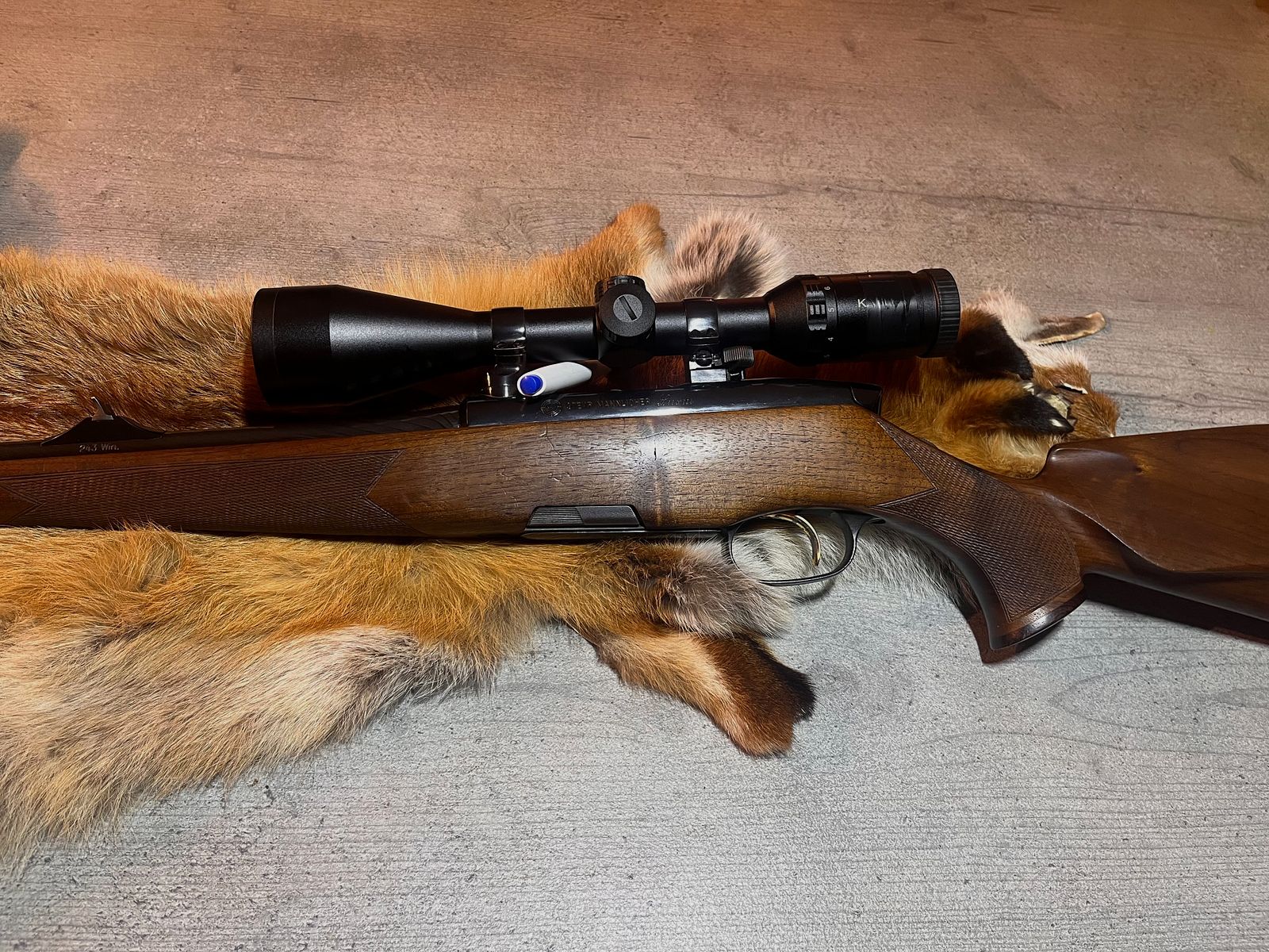 Steyr Mannlicher Luxus – Calibre .243 Win. con Kahles KXi 3,5–10x50