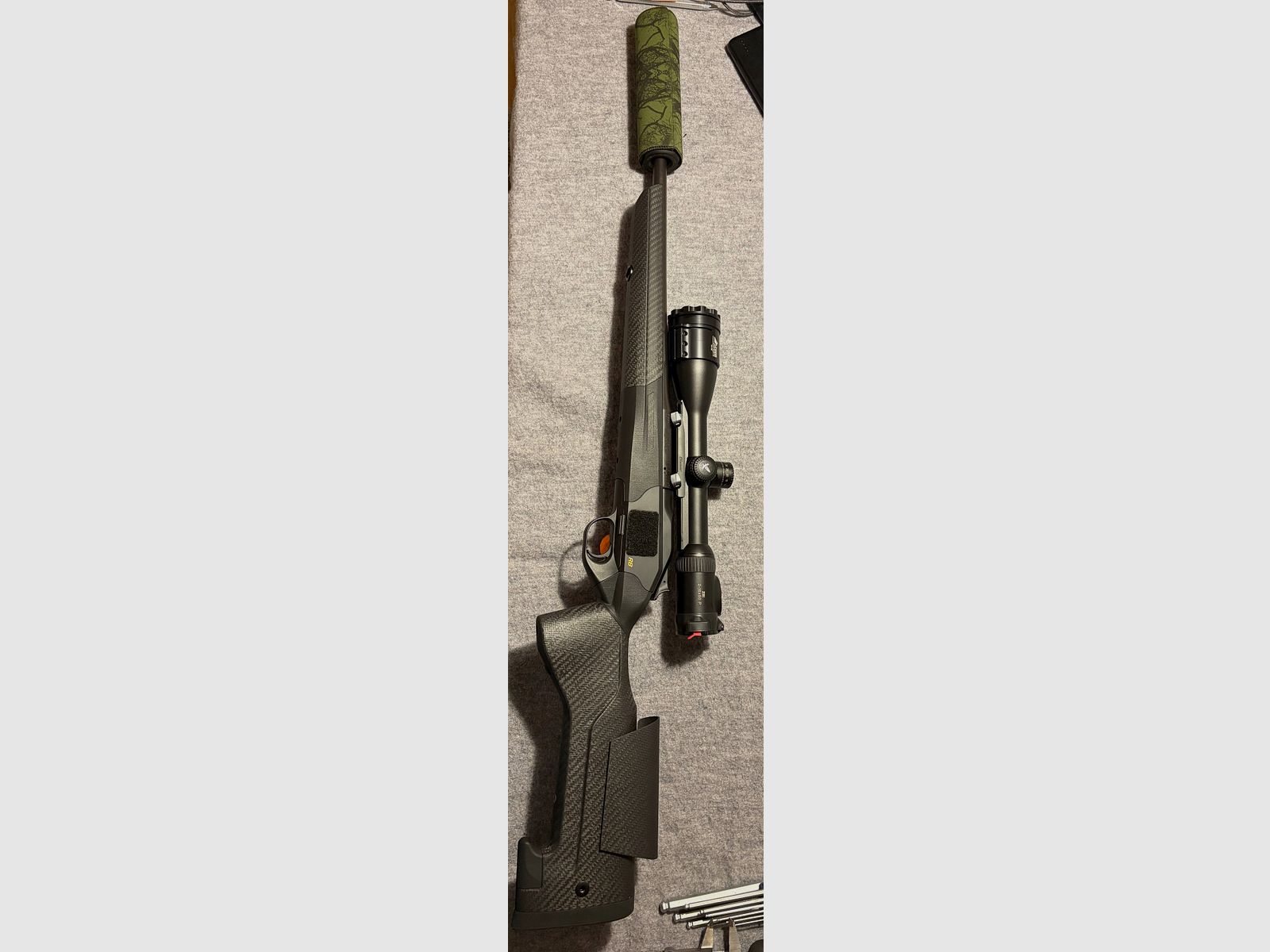Blaser R8 Ultimate .308 Win. with FBT Super Ergo carbon stock – full equipment