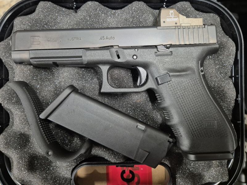 Glock 41 Gen 4 MOS .45 Auto mit Docter Sight ab 1  !