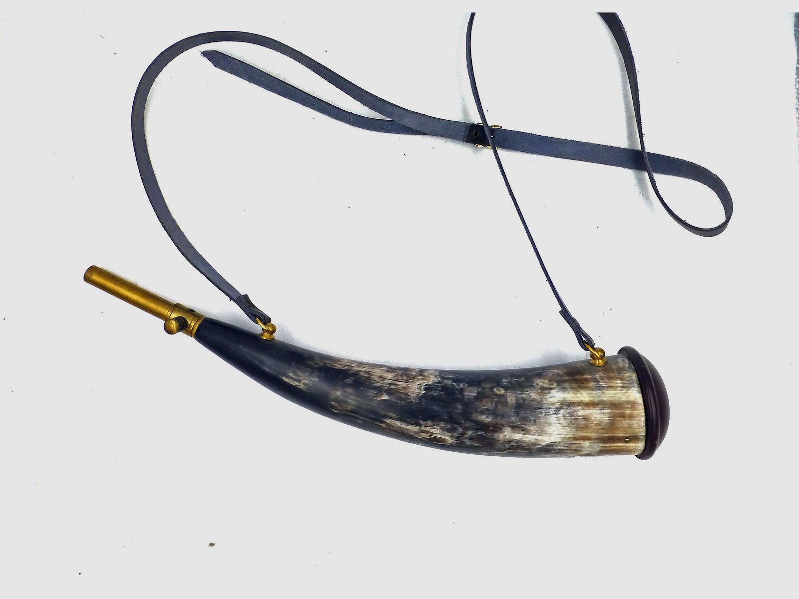 Pulverhorn aus Horn, Bild 1 von 2