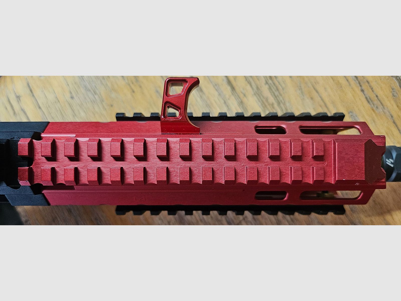 CZ Scorpion EVO M-Lok-voorhand