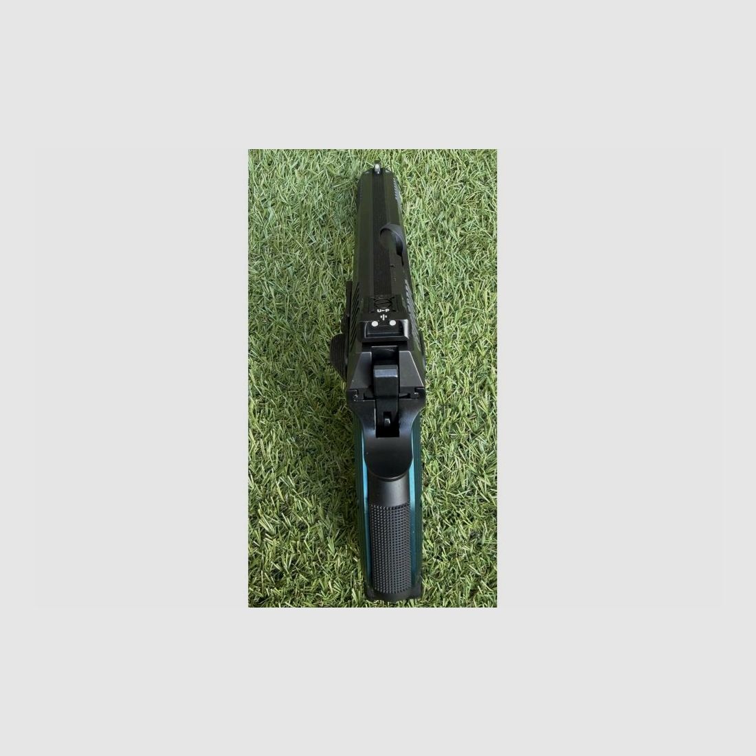 CZ Uhersky Brod SHADOW2 SA 3 DOT Vizier 9mm Luger, afbeelding 2 van 2