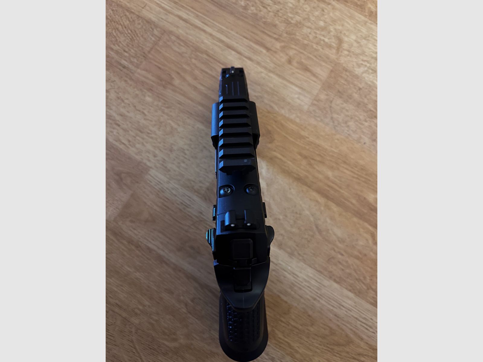 SIG Sauer P320 SPECTRE Comp Blackout CO₂ Blowback pistola de aire – 4,5 mm Diabolo, imagen 2 de 4
